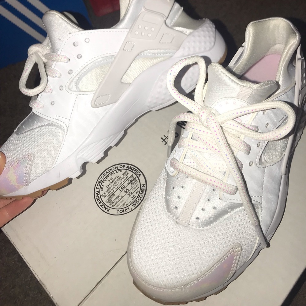 Girls Nike Huarache Shoes
